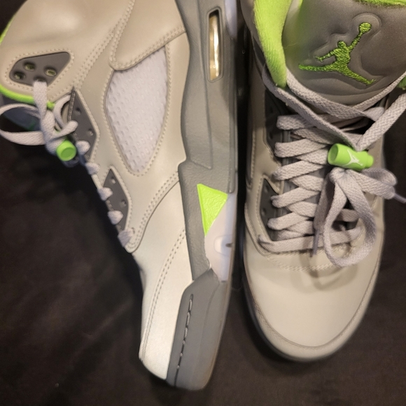 JORDANS! THESE STAND OUT ALMOST NEW CONDITION!! ๐๐ค๐๐ค๐ - Picture 8 of 10